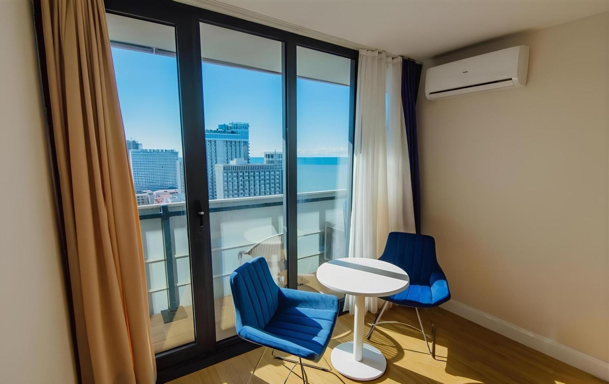 Panorama Seaview Batumi Lux Orbi City Eksteriør billede