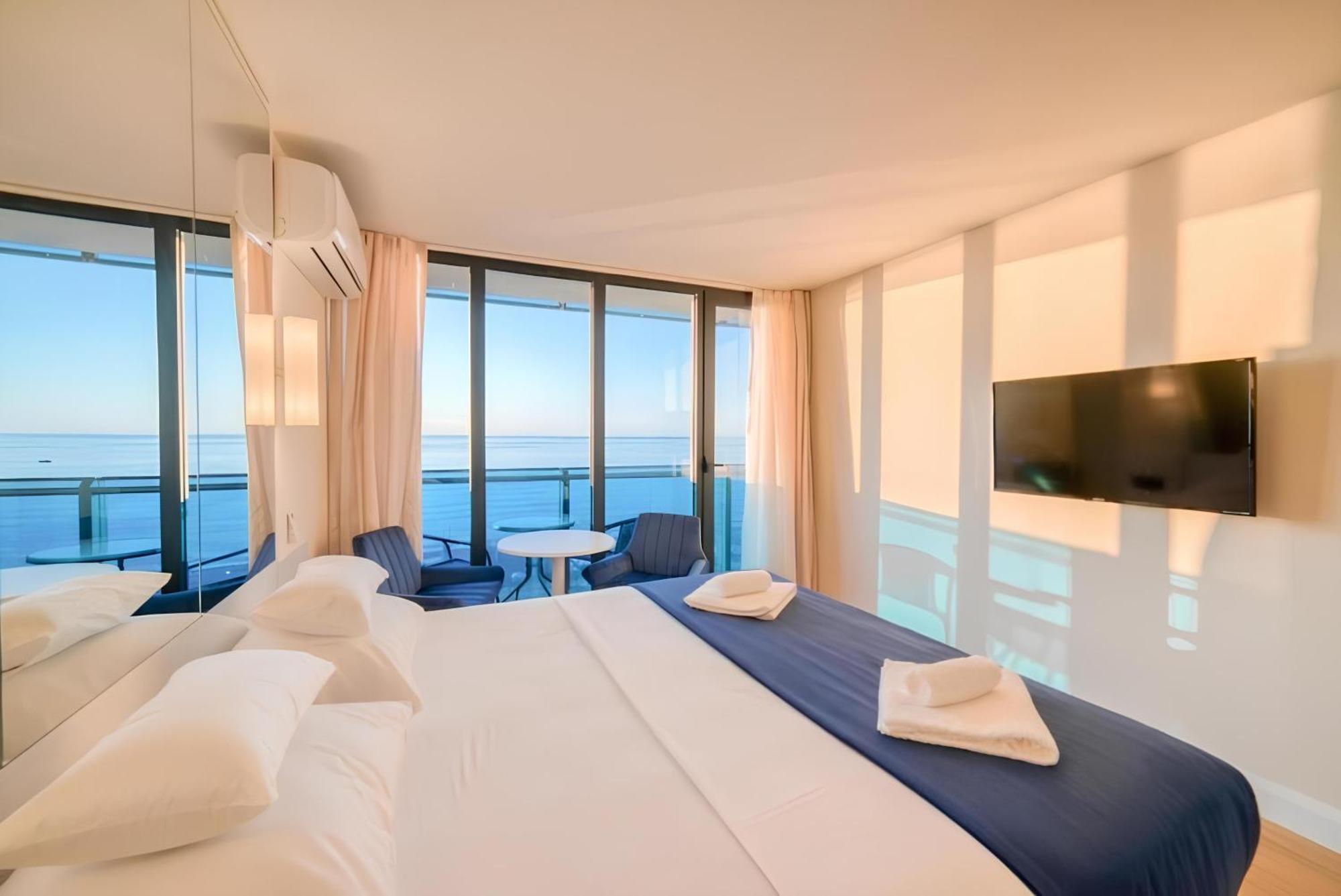Panorama Seaview Batumi Lux Orbi City Eksteriør billede